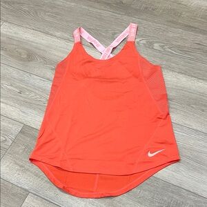 Women’s Nike Tank XS
